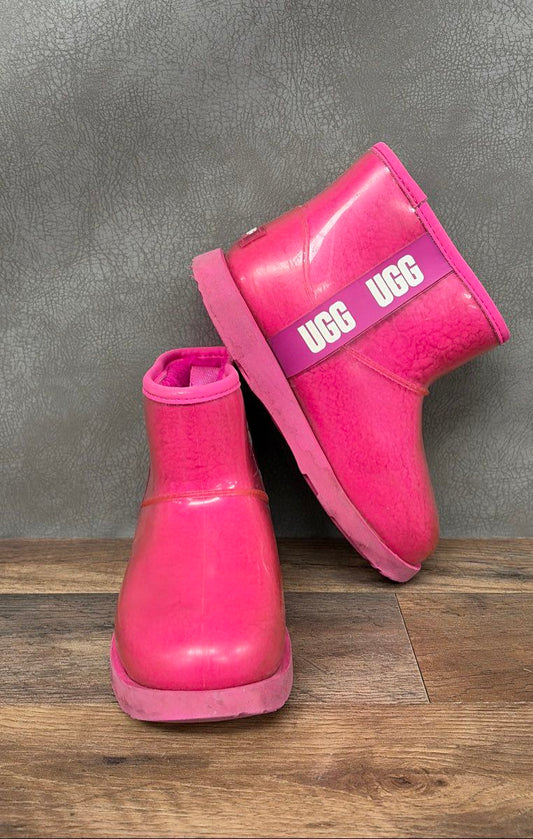 UGG Classic Clear Mini II Taffy Pink Waterproof Boots Youth Girls Size 3