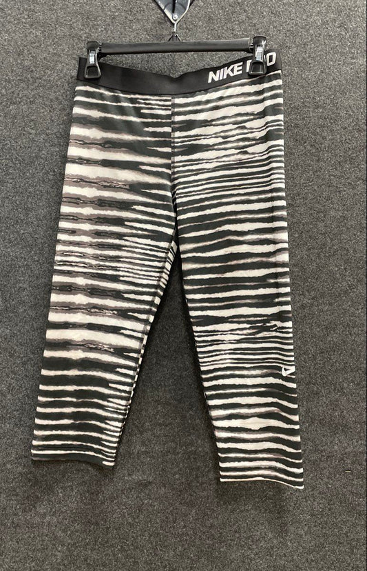 Nike Women's Nike Pro Capri Leggings Black White Zebra Stripe Print Sz L