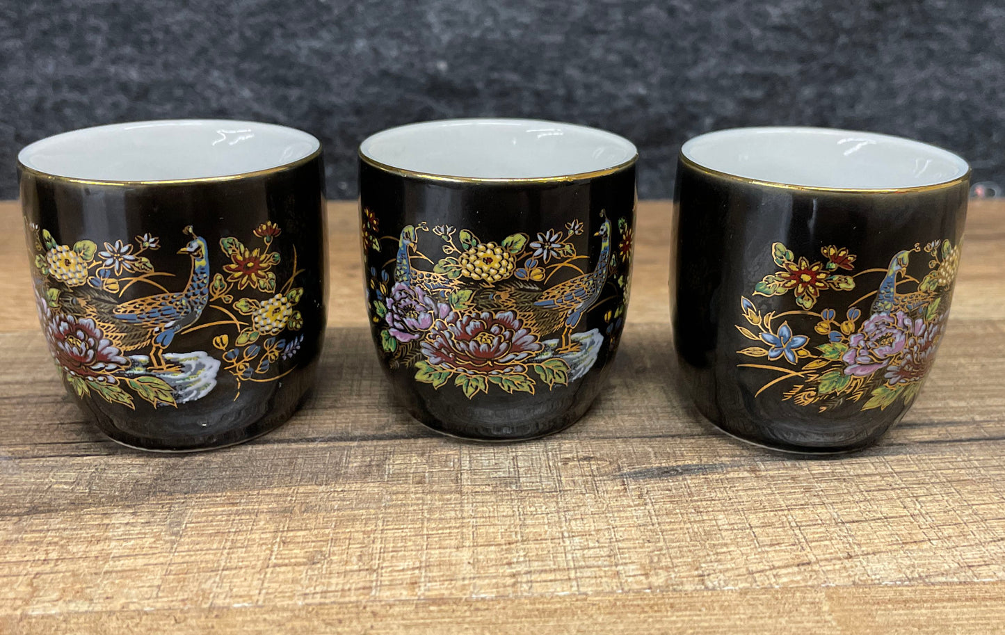 MCI Sake Bottle Set (Bottle & 3 Cups)