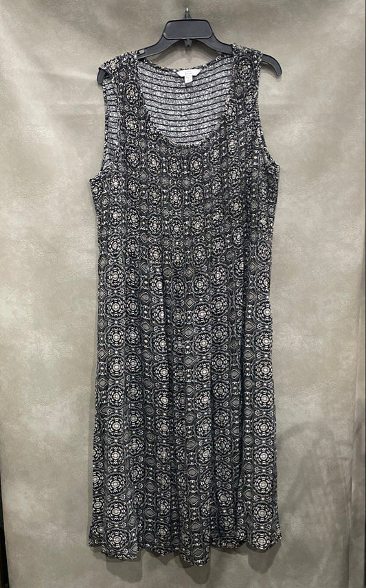 Croft & Barrow Women's Black Floral Sleeveless Smocked Plus Size Dress 1X