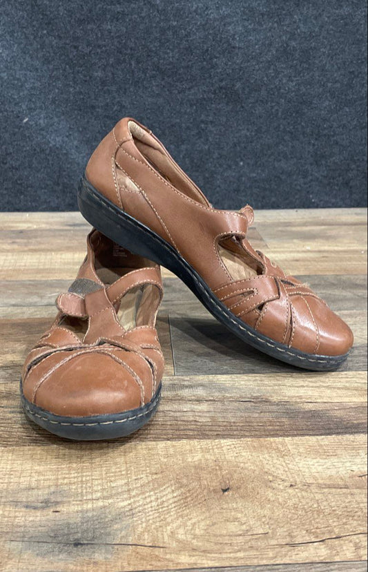 Clarks Collection Brown Leather T-Strap Comfort Mary Jane Shoes Women's Size 8