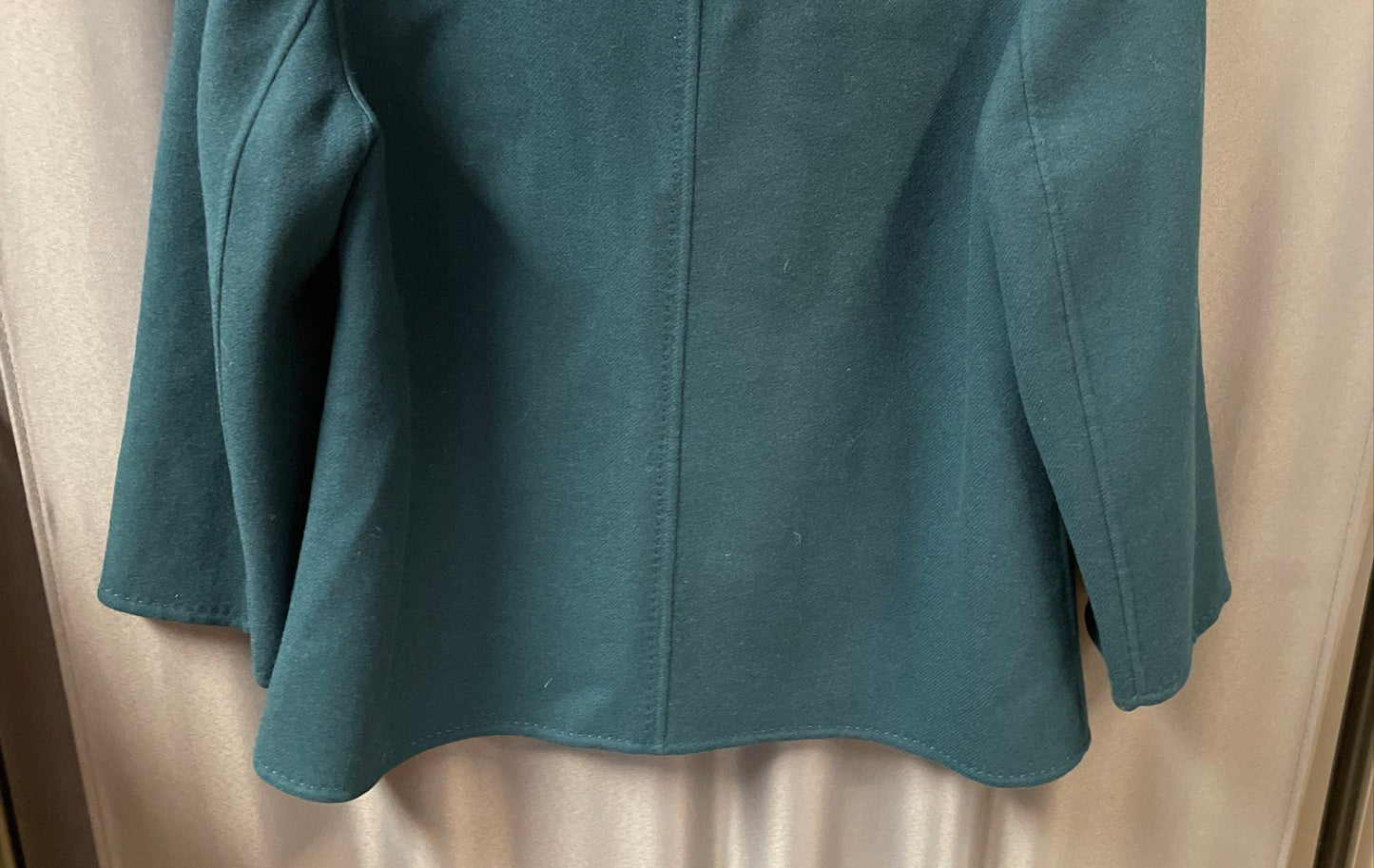Talbots Women's Jade 100% Wool Short Coat Jacket Button Front Sz 10