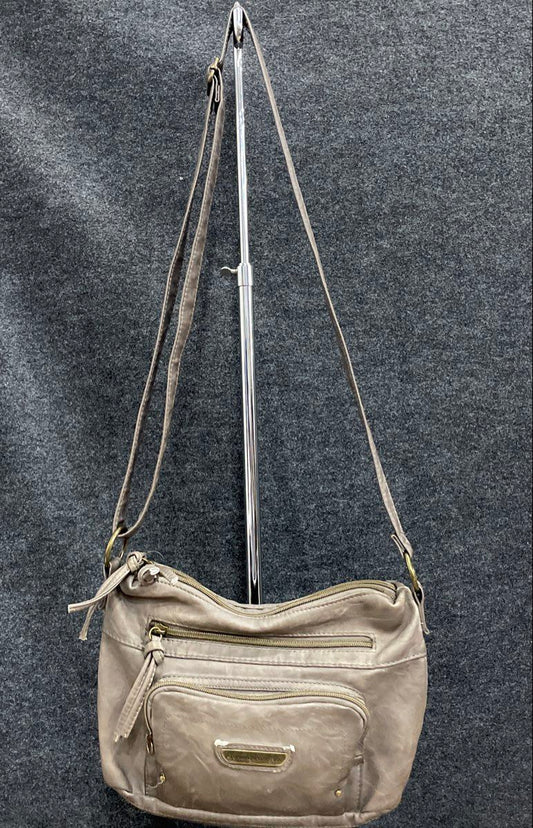 Stone Mountain Grey Leather Multi-Pocket Crossbody Shoulder Bag