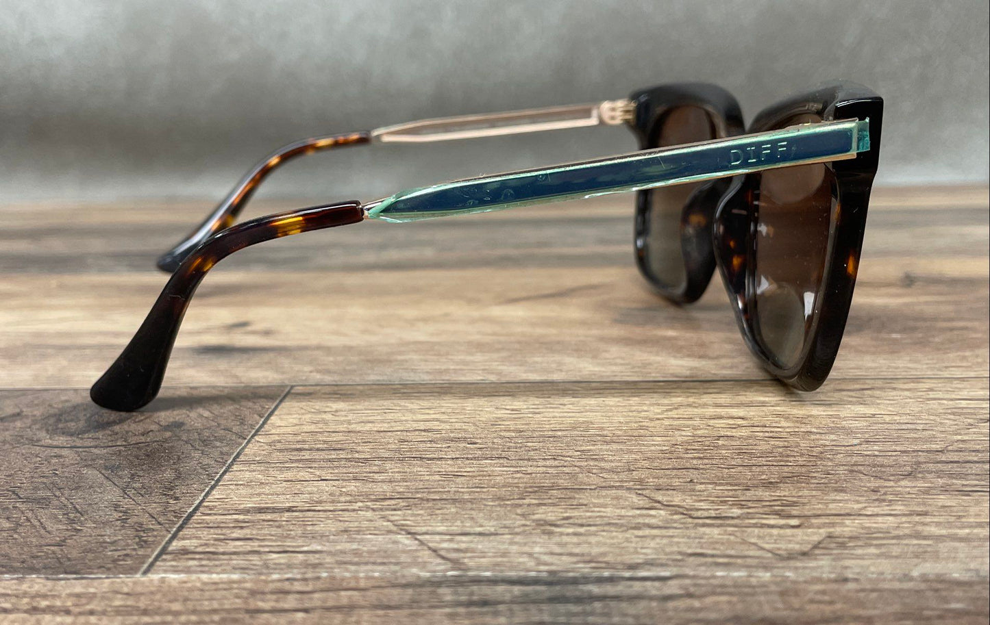 Women's DIFF Sunglasses