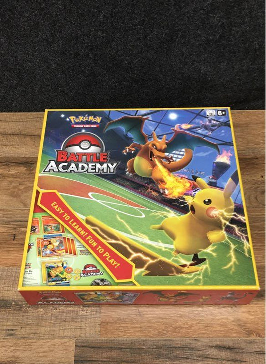 Pokemon TCG Battle Academy Board Game INCOMPLETE For Parts Charizard Pikachu