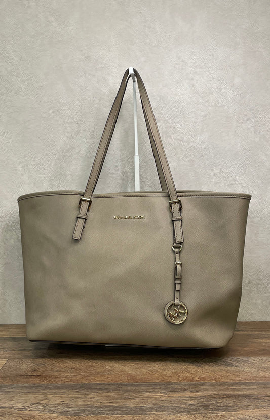 Michael Kors Grey Saffiano Leather Voyager Tote Shoulder Bag Gold Hardware