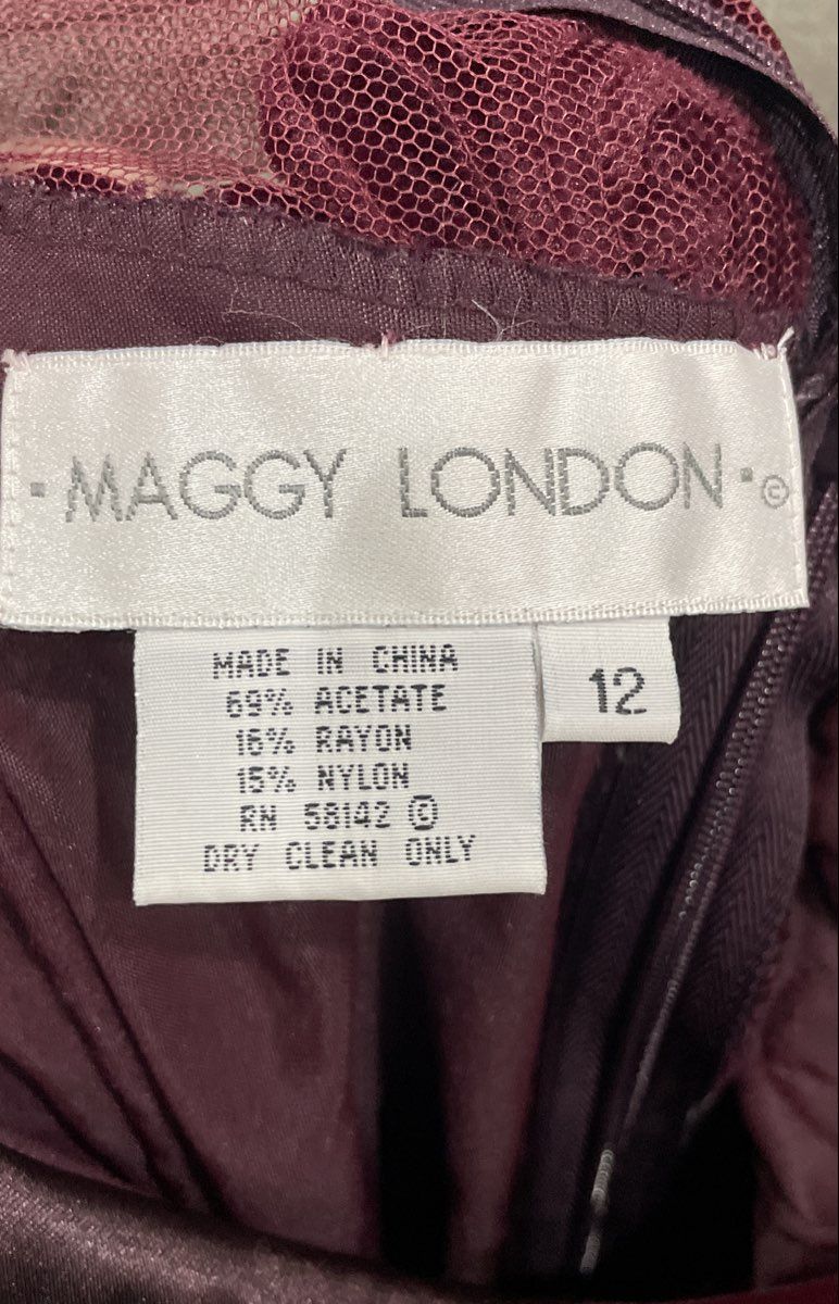 Maggy London Women's Red Velvet Dress Mesh Embroidered Back Vintage NWT Sz 12
