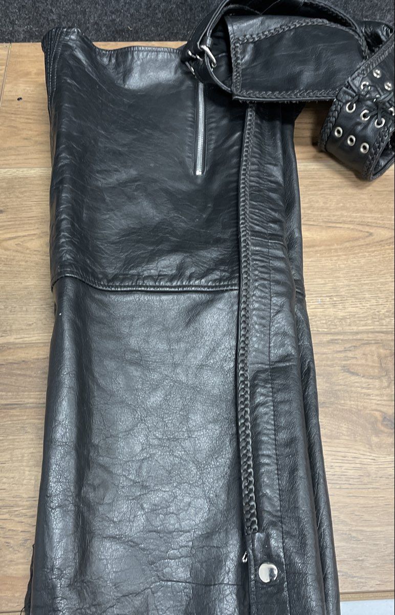 Xelement Men's Black Leather Braided Trim Motorcycle Riding Chaps Sz 40