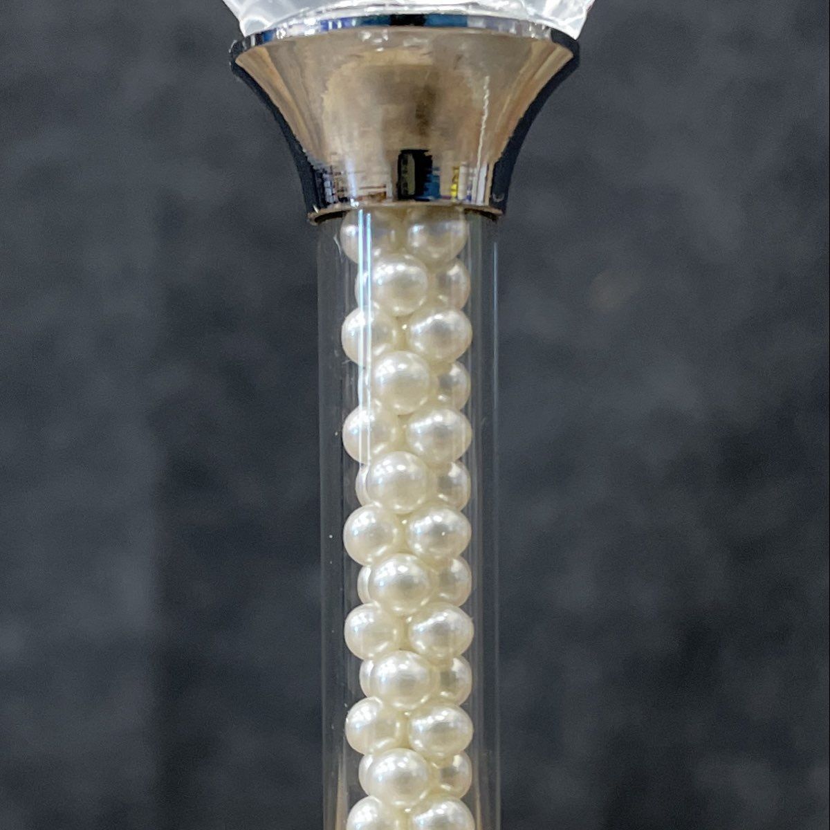 (2) Lenox Jubilee Pearl Toasting Champagne Flutes