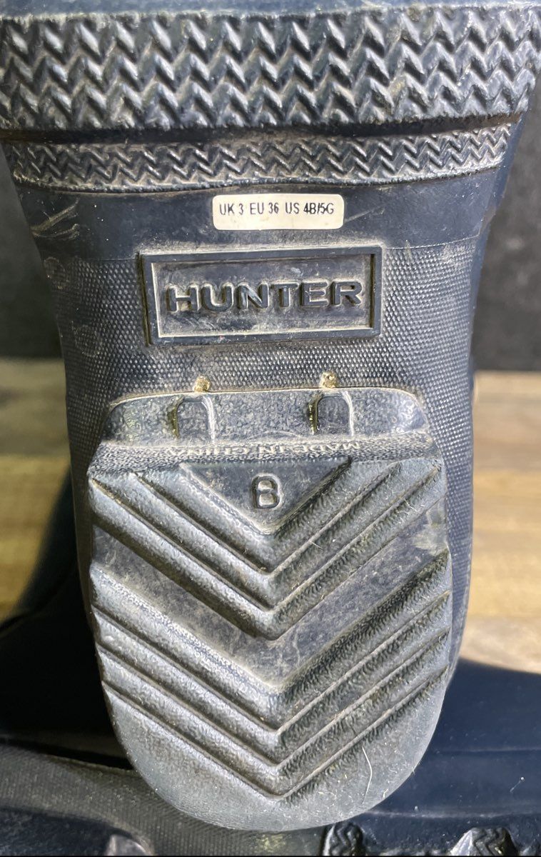 Hunter Original Tall Gloss Navy Blue Youth Rain Boots Size 4B/5G