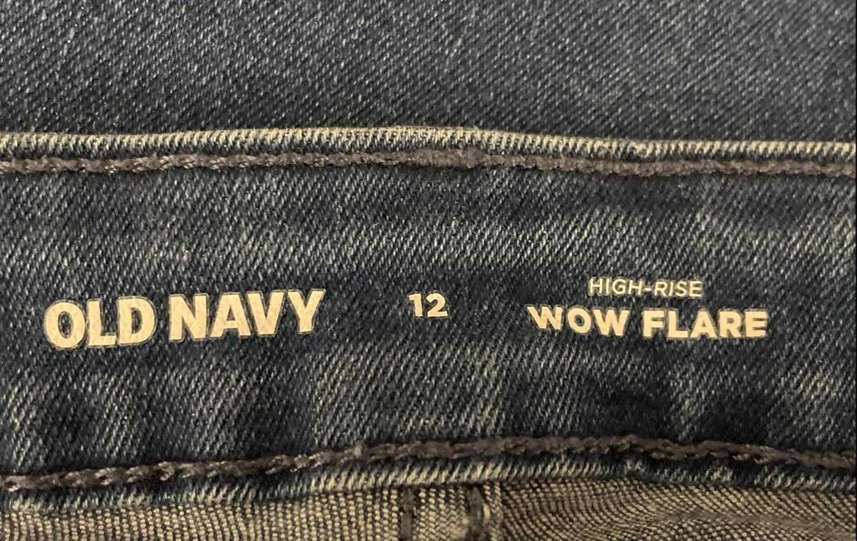 Old Navy Women's Blue High-Rise WOW Flare Jeans Medium Wash Sz 12