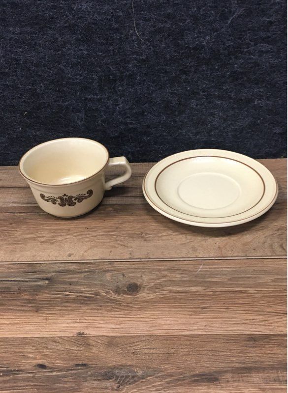 Lot of 3 Pfaltzgraff Village Brown Plates and Cups