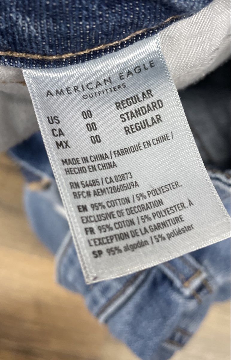 American Eagle Women's Blue Ripped High Rise Comfort Stretch Jeans Sz 00