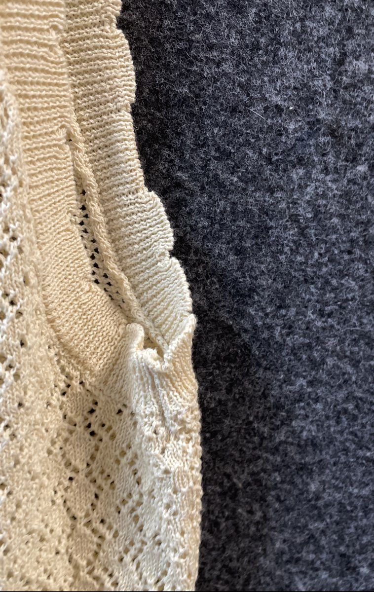 Industry Women's Vanilla Floral Pointelle Knit Top Sweater Vest Sz L NWT