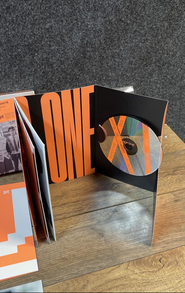 SuperM Super One 1st Album Lot 2 Versions Orange Super Green One K-Pop CD Set