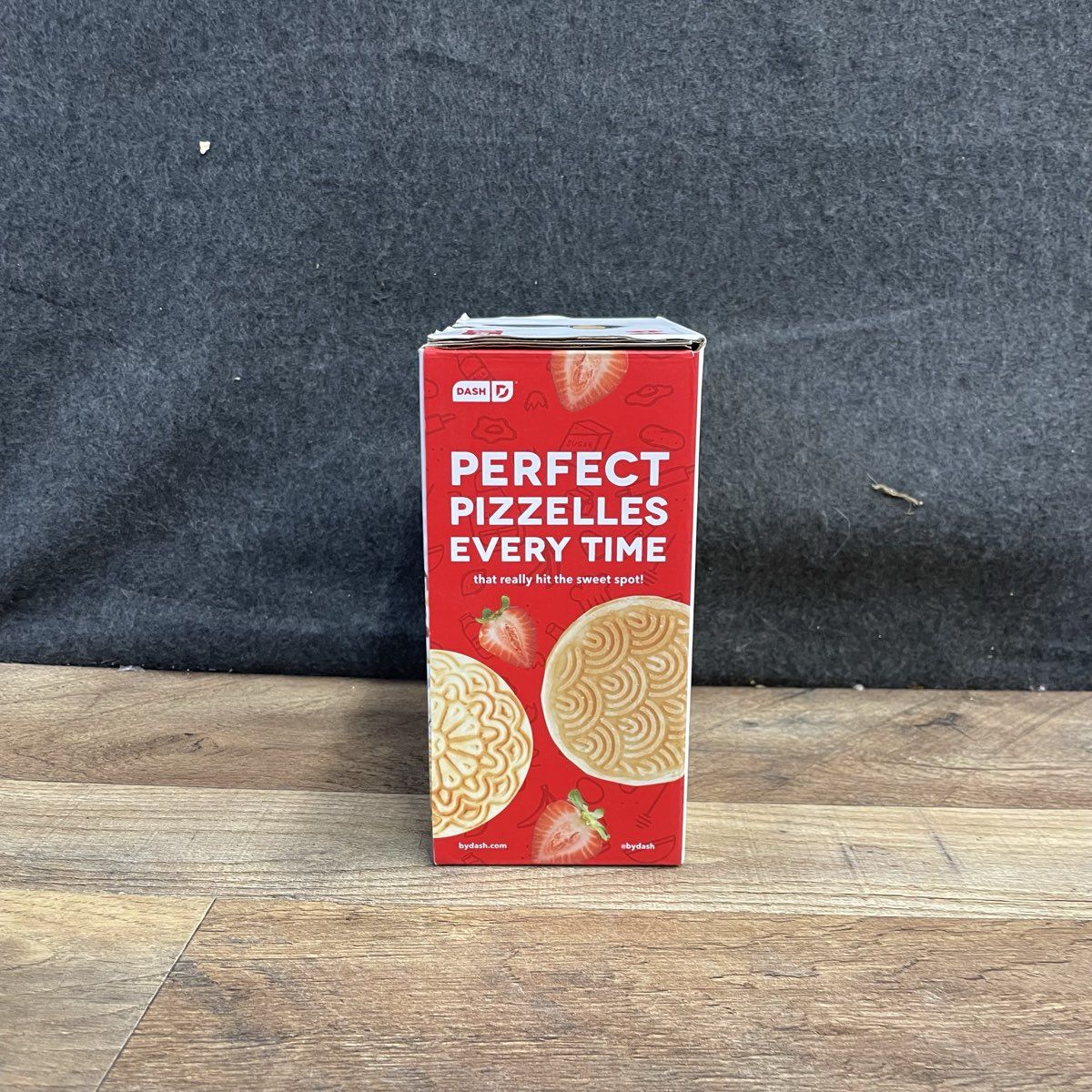 Dash Mini Pizzelle Maker
