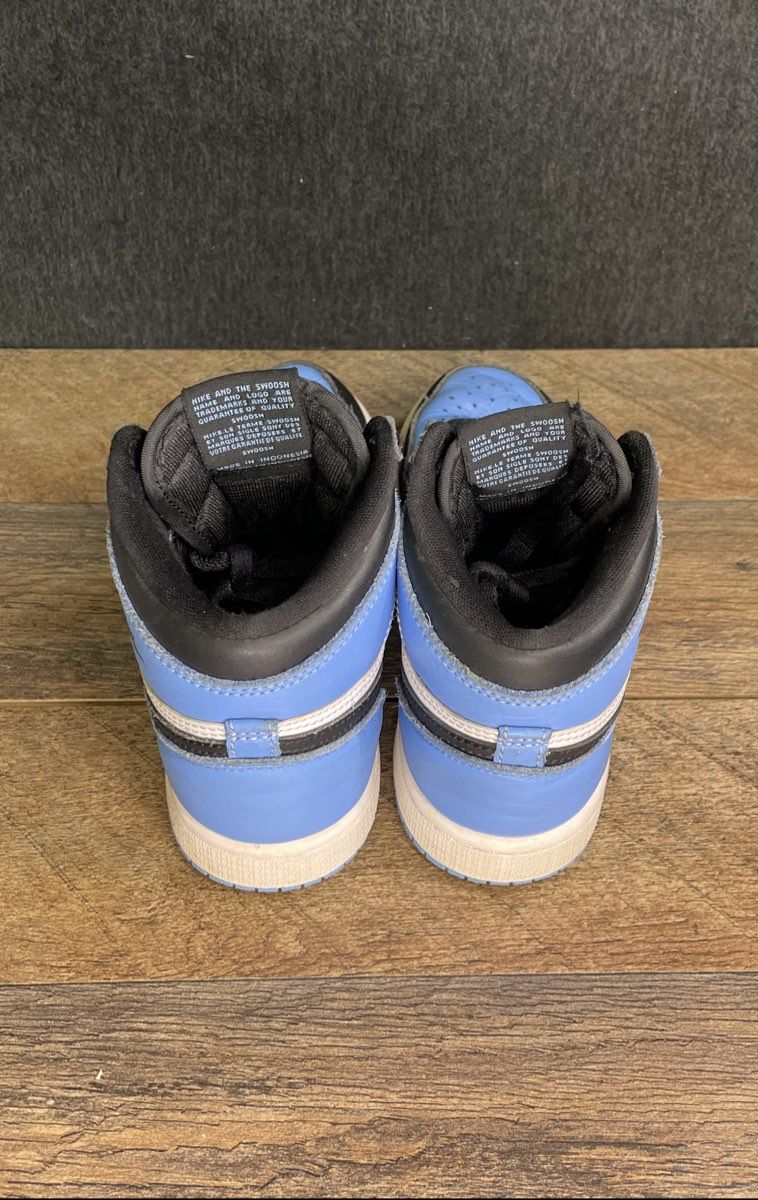 Boy's Nike Air Jordan 1 Retro High OG Blue/black Sneaker Size 1.5