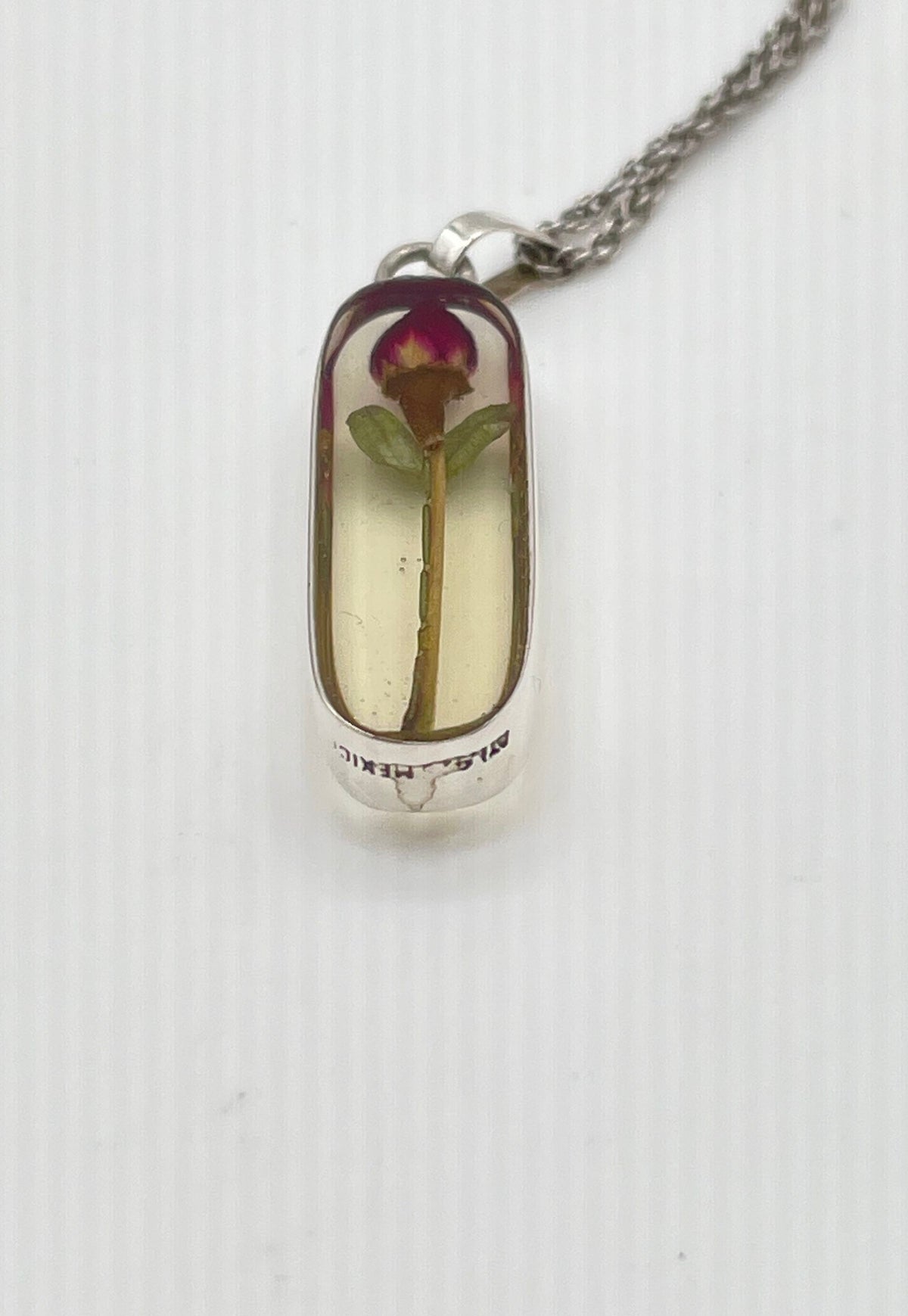 925 Sterling Silver Resin Red Rosebud Pendant W/ Rope Chain Necklace 3.9g