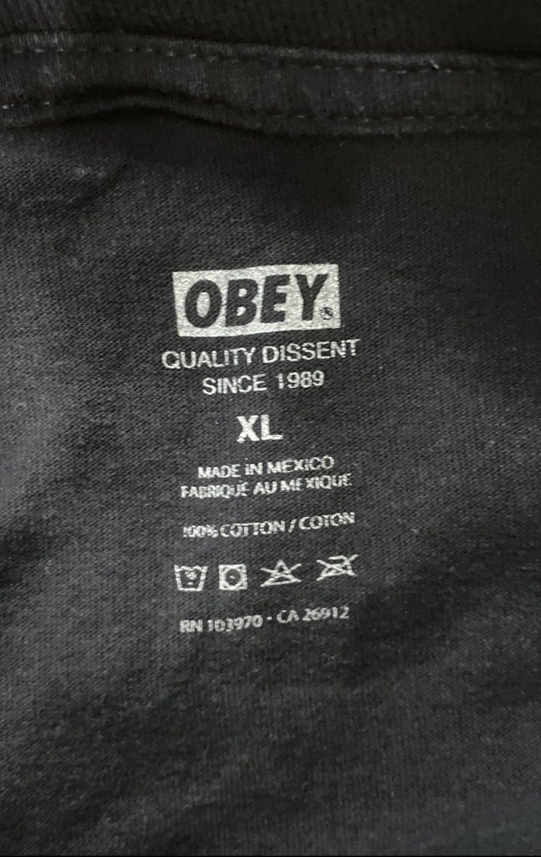 Obey Men's Black Graphic T-Shirt Triangle Star Quality Dissent Sz XL