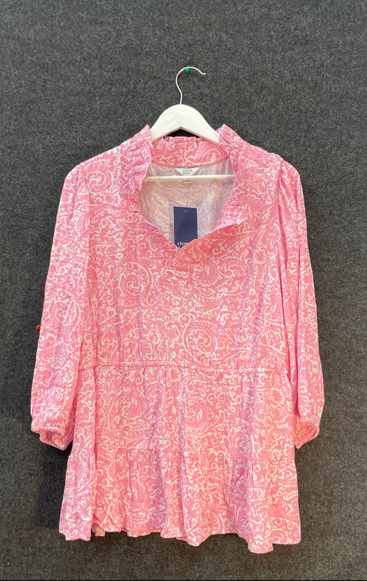 Crown & Ivy Women's Pink Paisley Ruffle Neck Tiered Hem Blouse NWT Size 1X