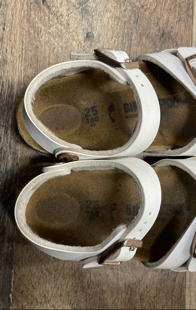 Birkenstock Rio Kids White Rose Gold Buckle Backstrap Sandals Size EU 25