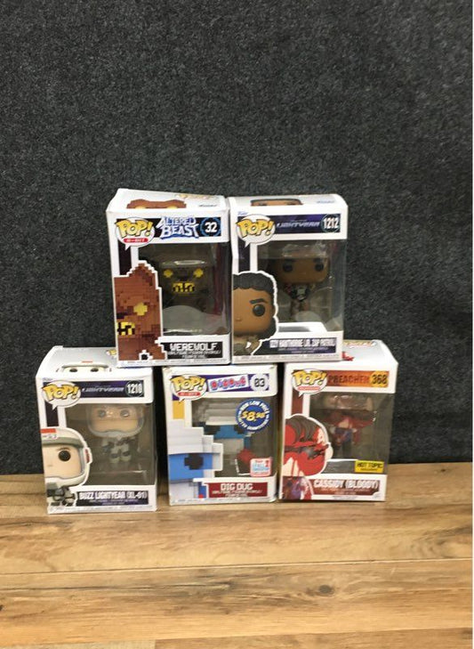 Funko Pop! 5 Figure Lot Cassidy Bloody Dig Dug Convention Buzz Lightyear