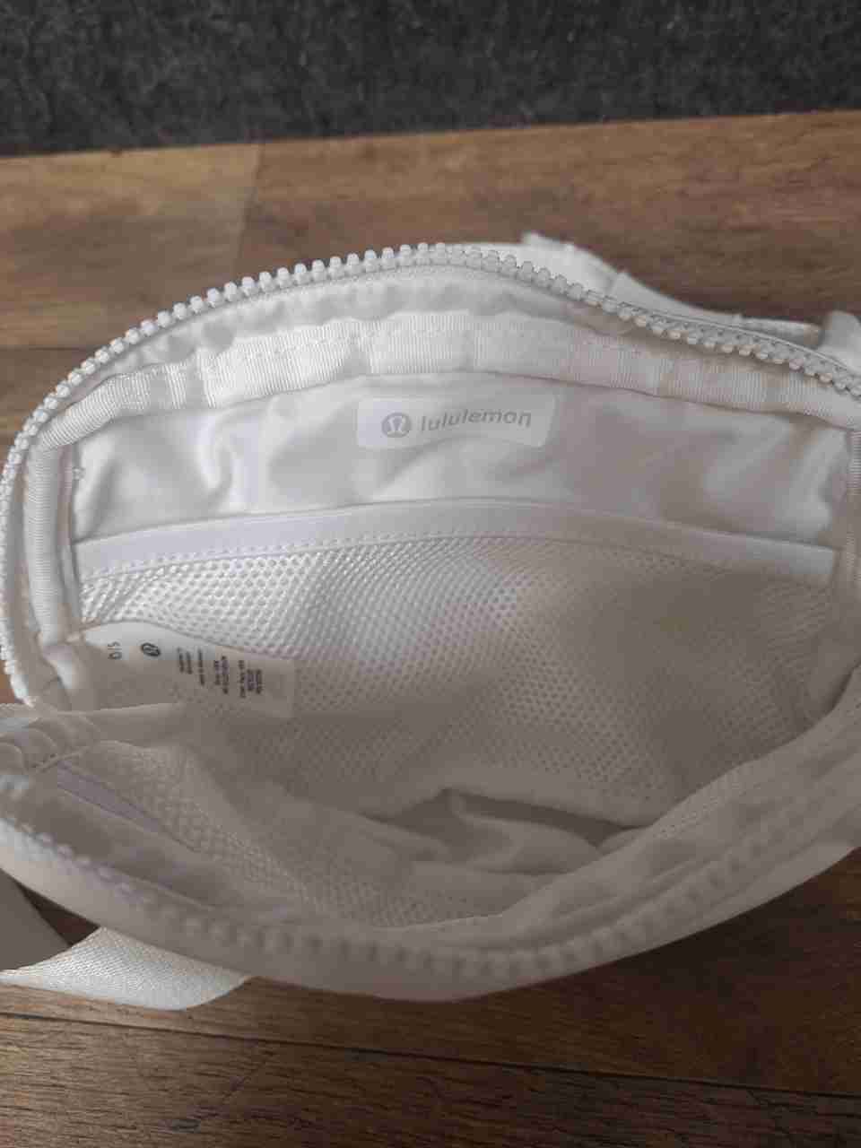 Lululemon White Everywhere Belt Bag 1L Crossbody Waist Pack