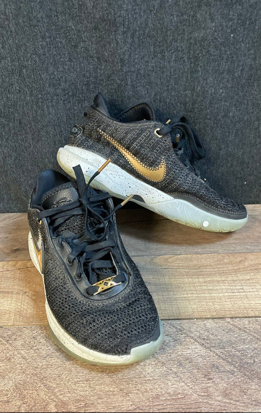 Nike LeBron XX 20 Trinity Black Metallic Gold GS Basketball Shoes Size 4.5Y