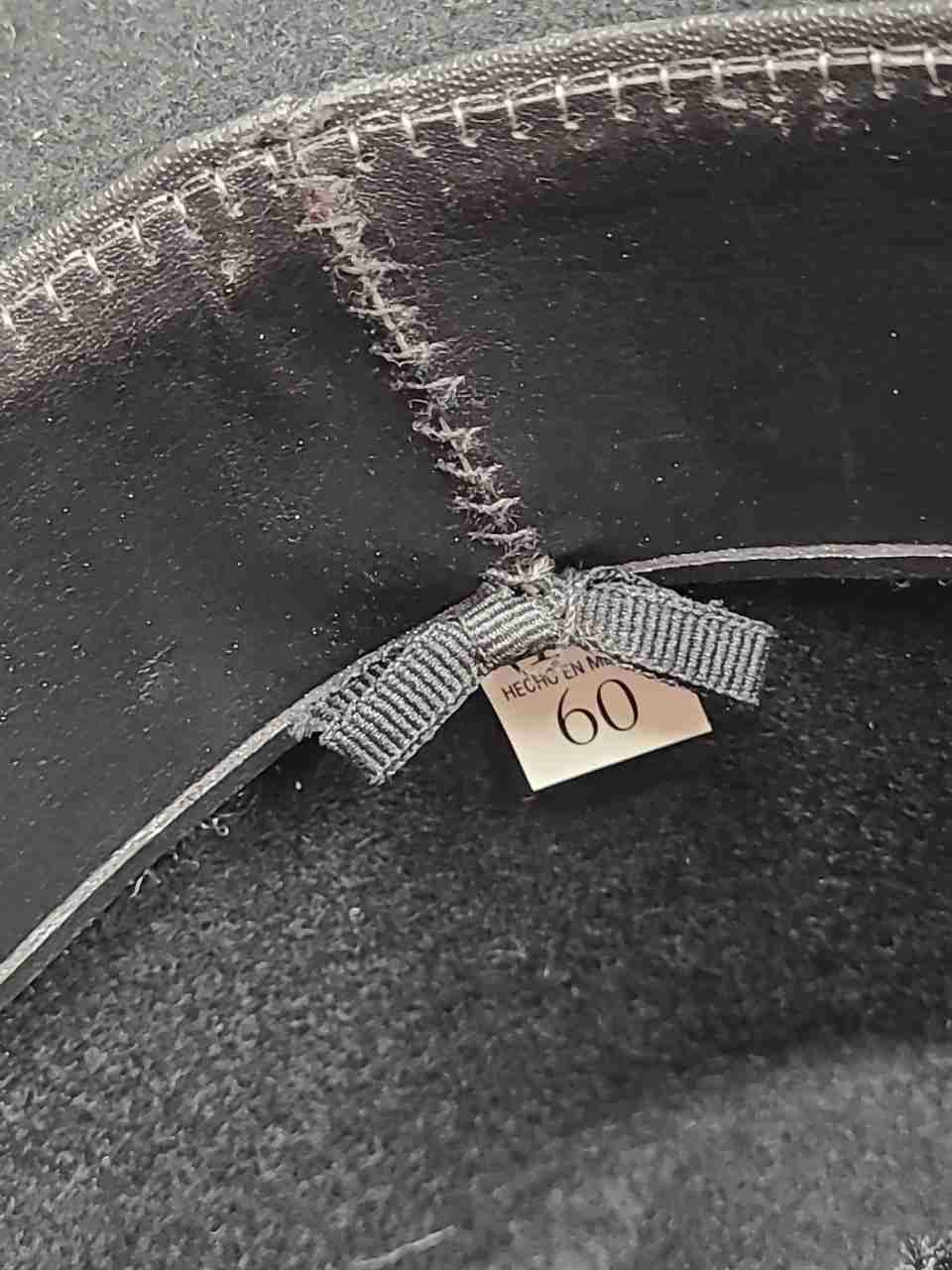 Justin Men's Black Felt Cowboy Hat Milano Cattleman Crease Studded Sz 7 1/8