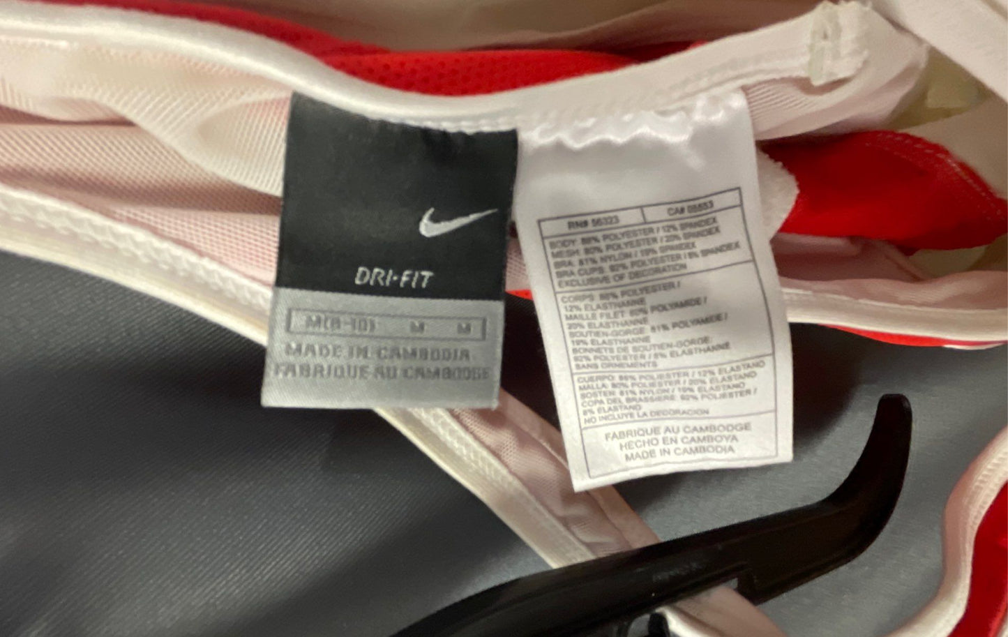 Nike Women's White Red Dri-FIT Cropped Racerback Workout Tank Top Built-in Bra M
