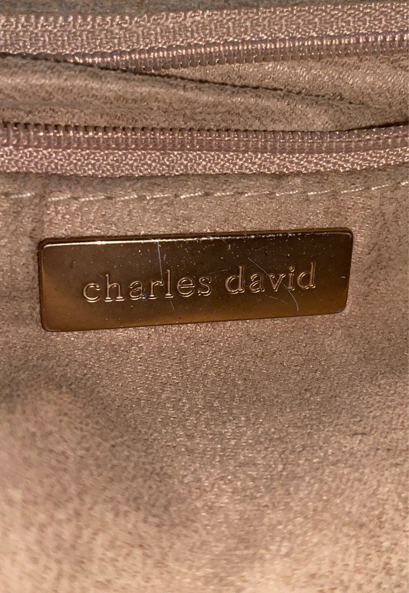 Charles David White Leather Satchel Handbag Large Gold Push Lock Closure
