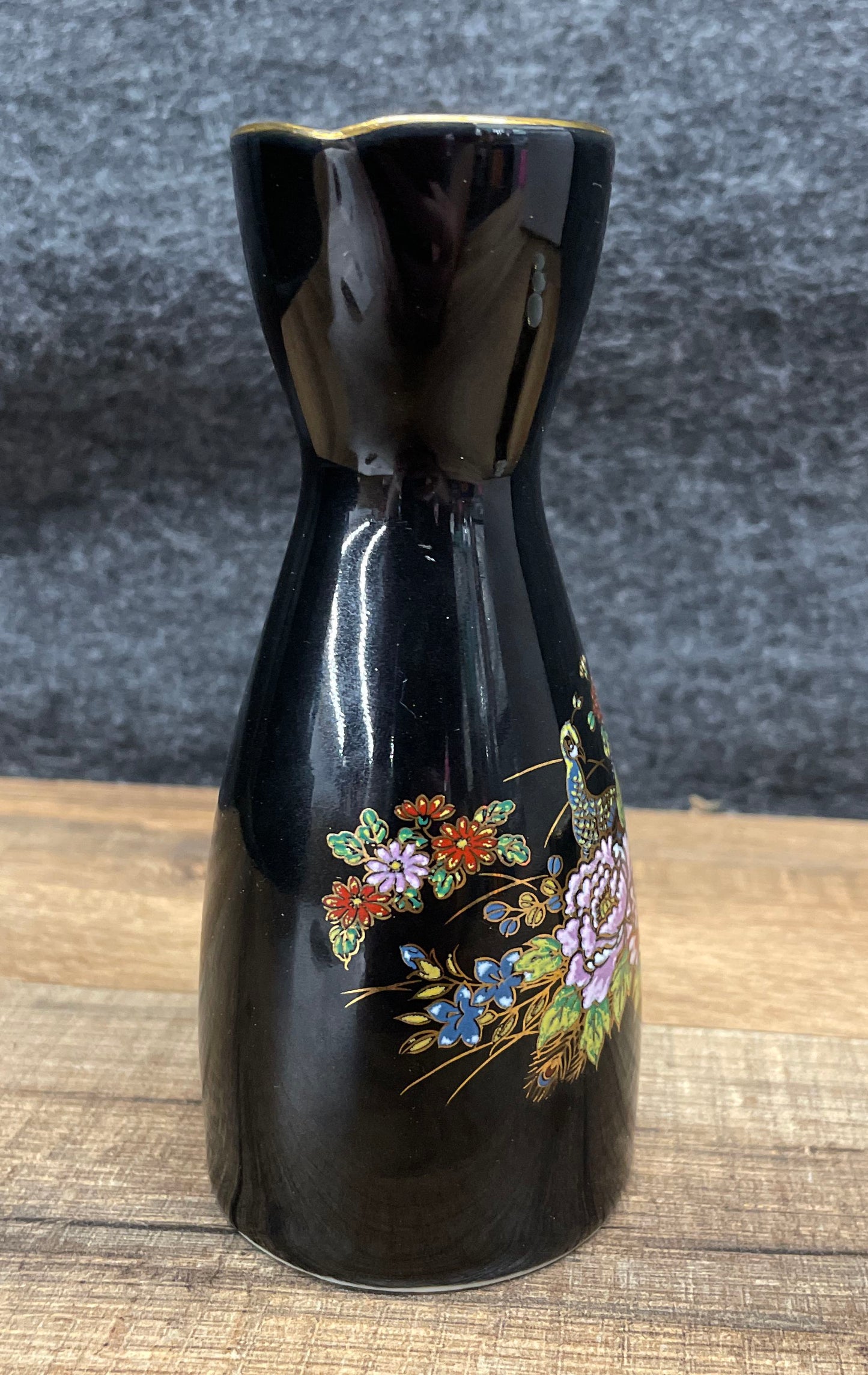 MCI Sake Bottle Set (Bottle & 3 Cups)