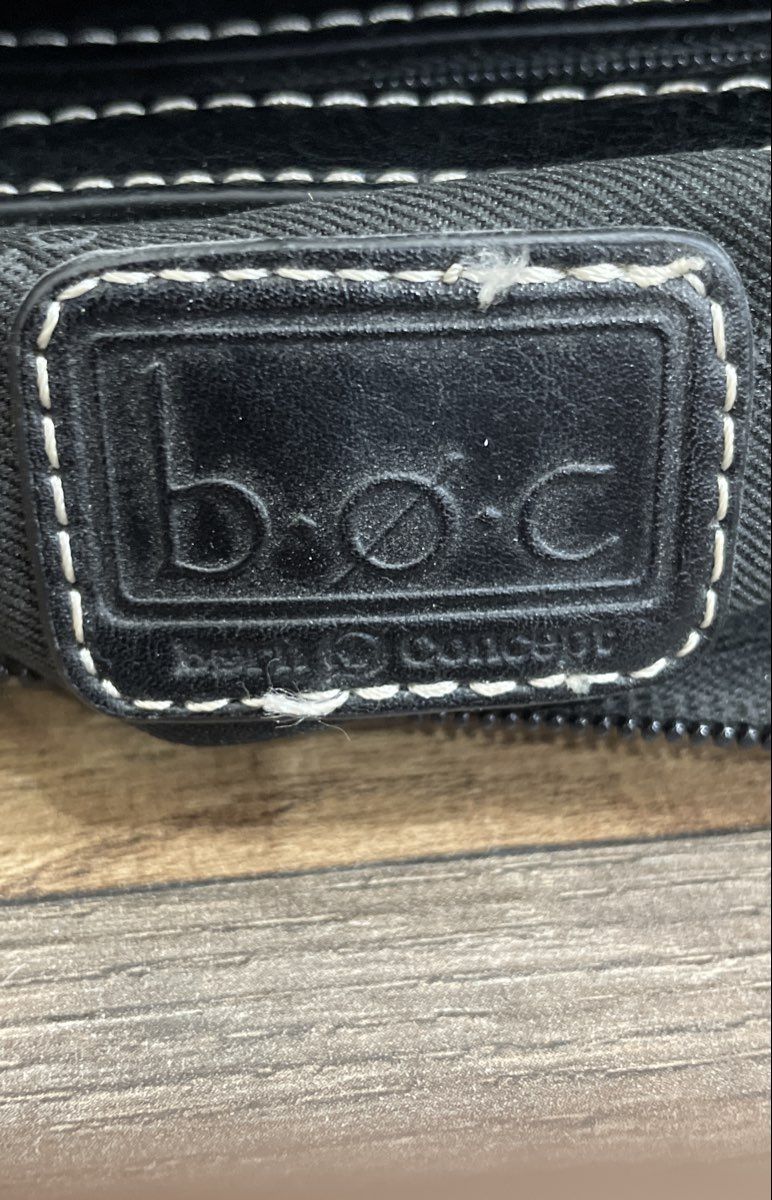 B.O.C Black Leather Crossbody Bag White Contrast Stitching Brass Hardware