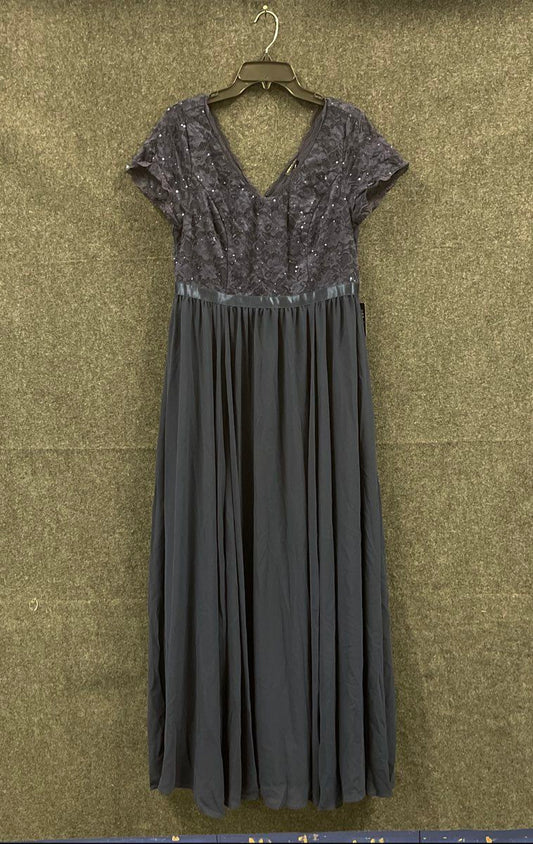 Torrid Women's Navy Lace Chiffon Sequin Maxi Dress Formal Gown NWT Sz 14