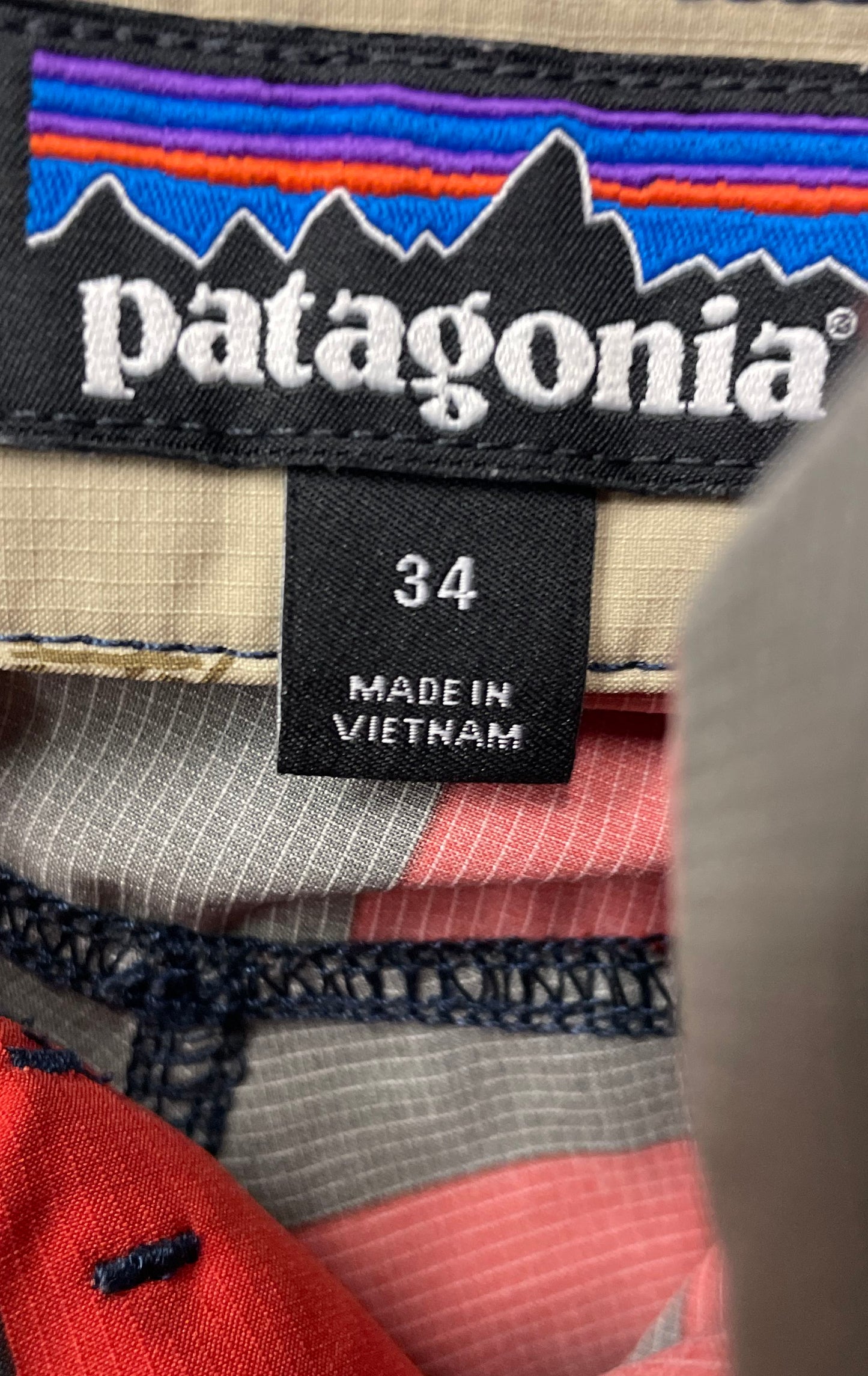 Patagonia Men's Striped Wavefarer Board Shorts Black Red Swim Trunks Sz 34