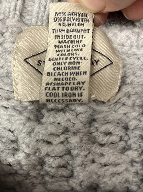St. John's Bay Women's Gray Mixed Cable Knit Crewneck Pullover Sweater Size M