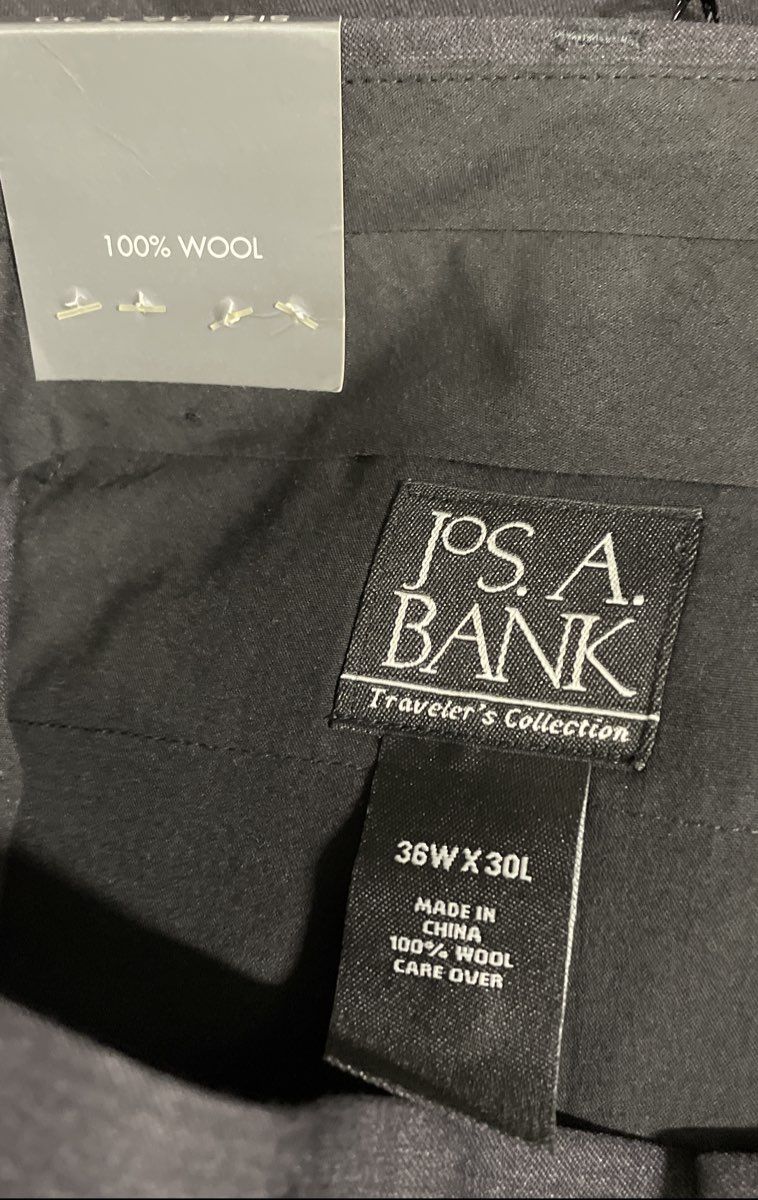 Jos. A. Bank Men's Black Traveler Wool Pleated Cuffed Pants Sz 36x30 NWT