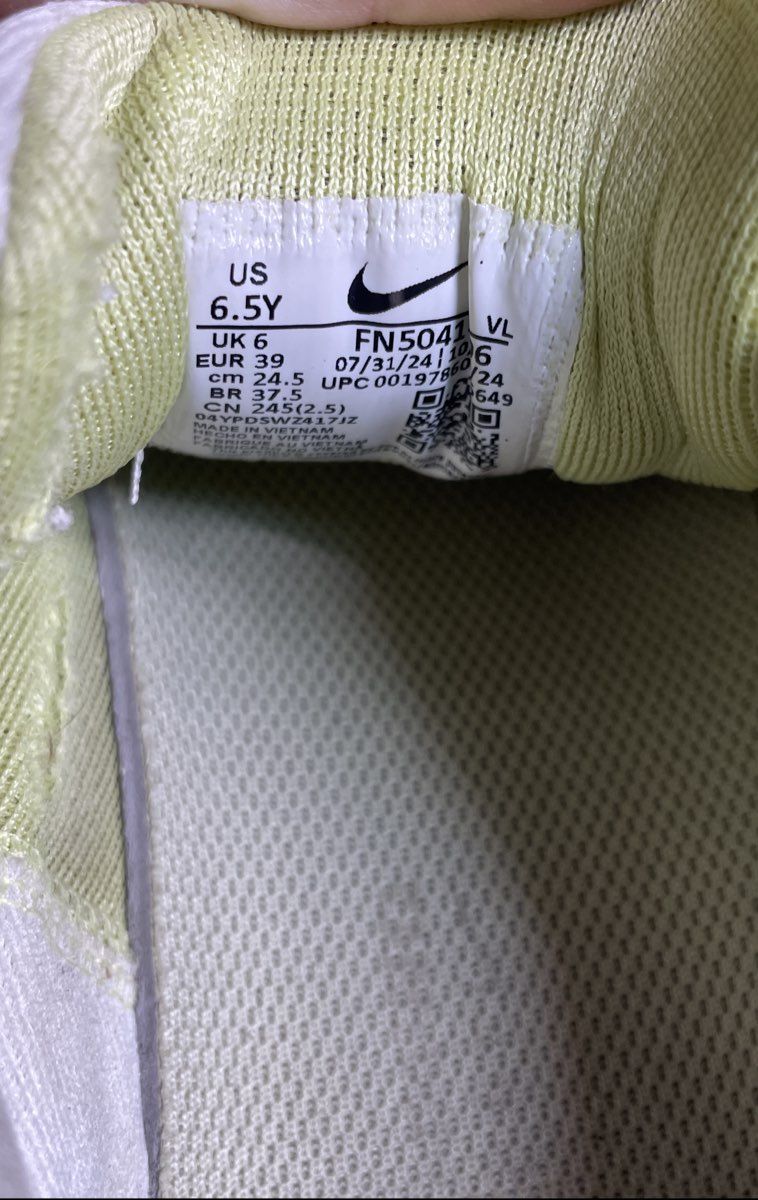 Nike Air Zoom Pegasus 41 White Volt Youth Running Shoes Size 6.5Y