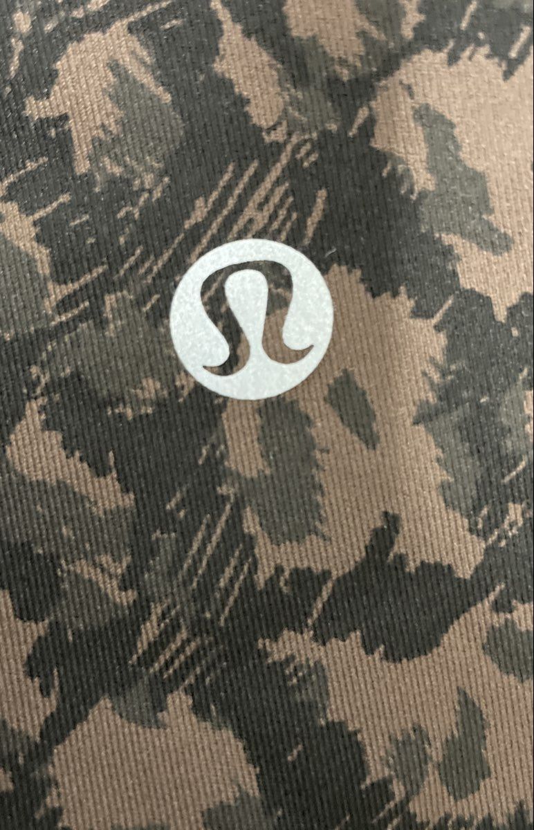 Lululemon Women's Brown Abstract Camo Print Luxtreme Leggings Sz 4
