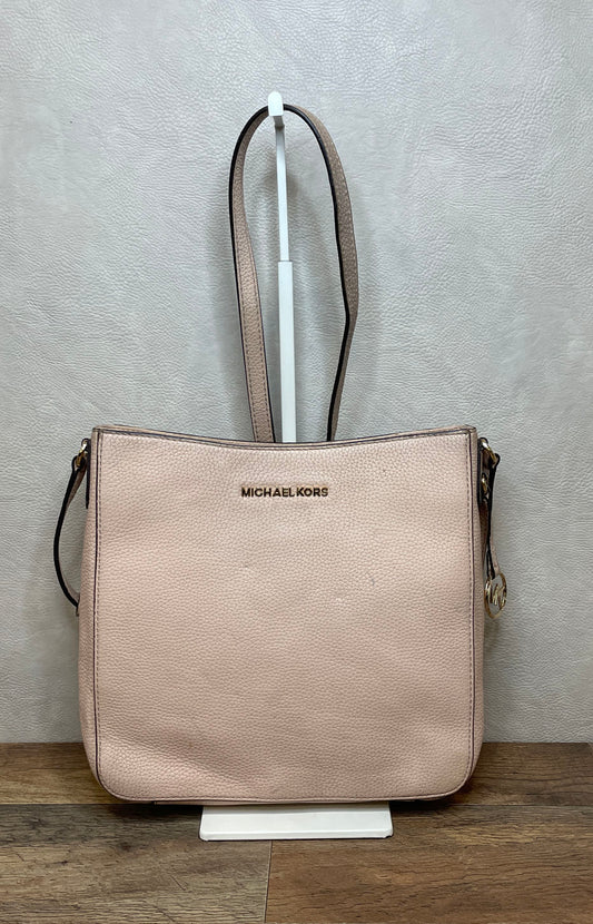 Michael Kors Pale Pink Pebbled Leather Jet Set Messenger Bag Gold Hardware