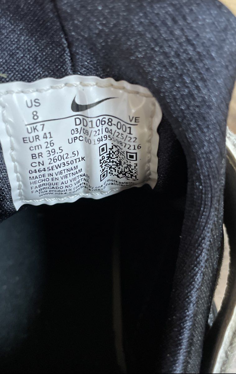 Nike Air Huarache White Black Women's Sneakers Size 8
