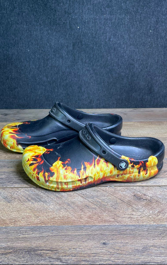 Crocs Bistro Graphic Flames Black Clogs Work Shoes Men's 9 Women's 11