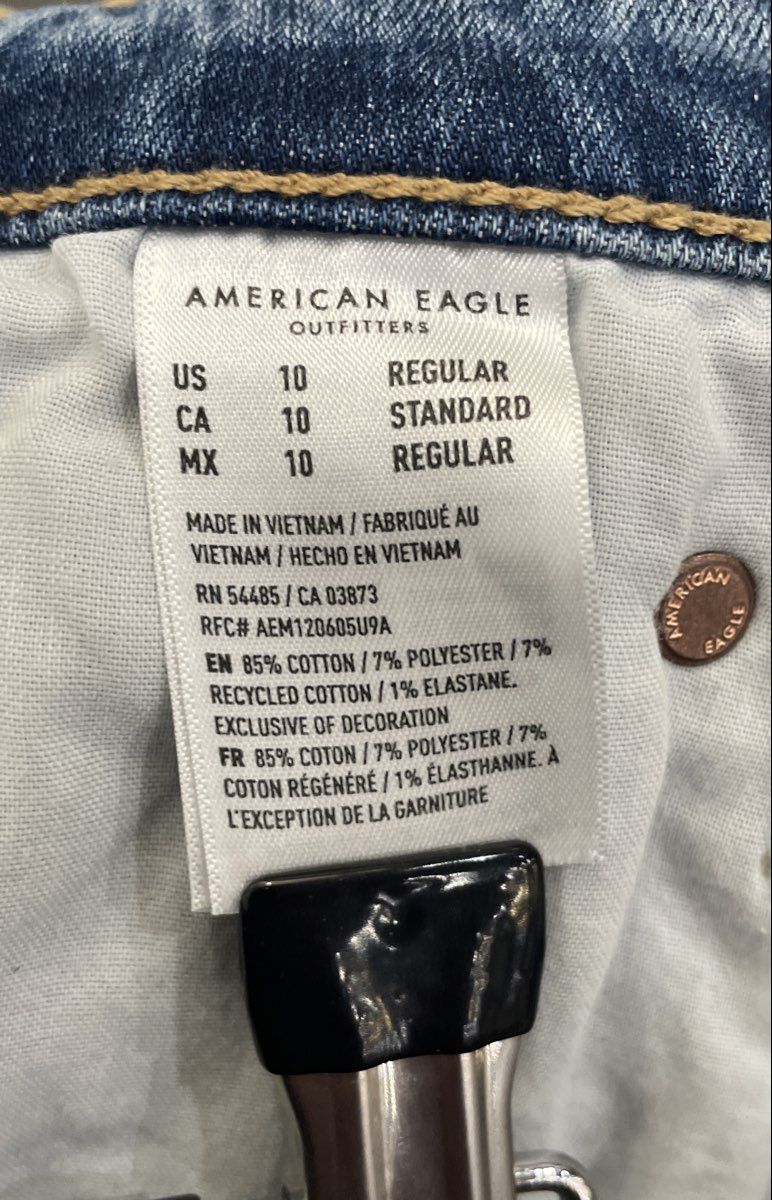 American Eagle Women's High-Rise Flare Jeans Blue Distressed Raw Hem Size 10