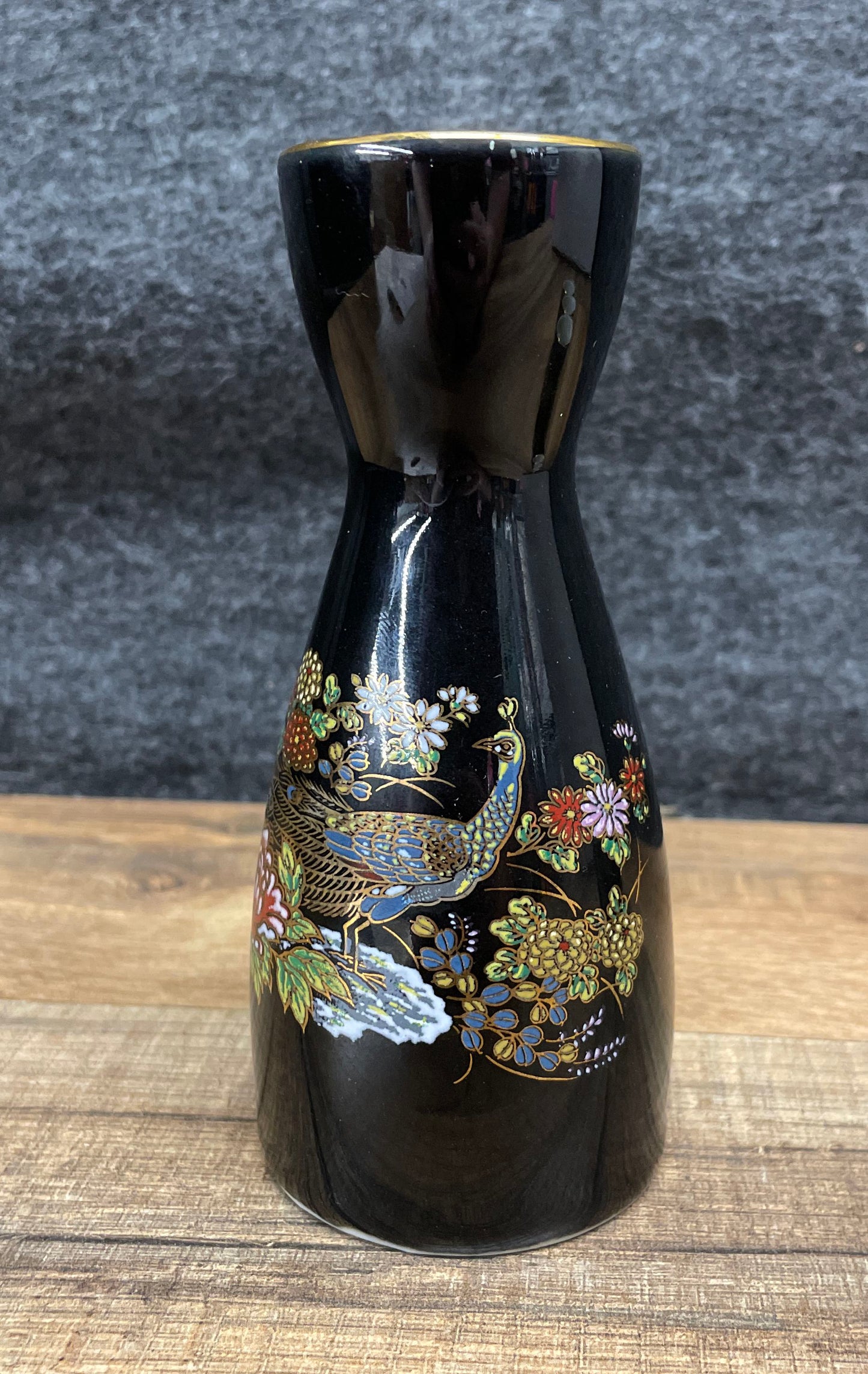 MCI Sake Bottle Set (Bottle & 3 Cups)