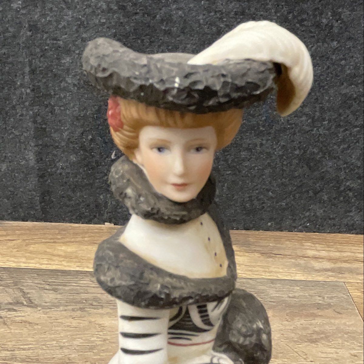 Vintage Lenox Figurine " Tea at the Ritz" Victorian Lady Porcelain 8.5" Tall