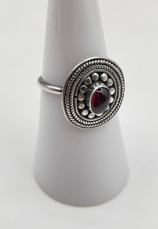 925 Sterling Silver Red Resin Stone Bali Style Twisted Rope Ring 2.8g