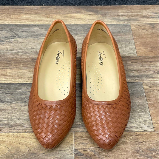 Trotters Winnie Brown Woven Leather Pointed Toe Block Heel Pumps Women's Size 6