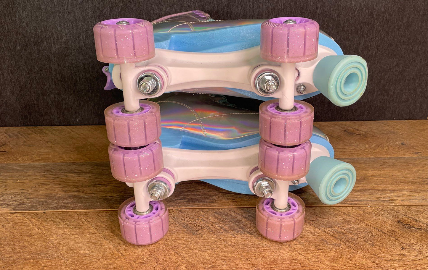 Girl's Roller Derby Pixie Holographic Roller Skate Size 6