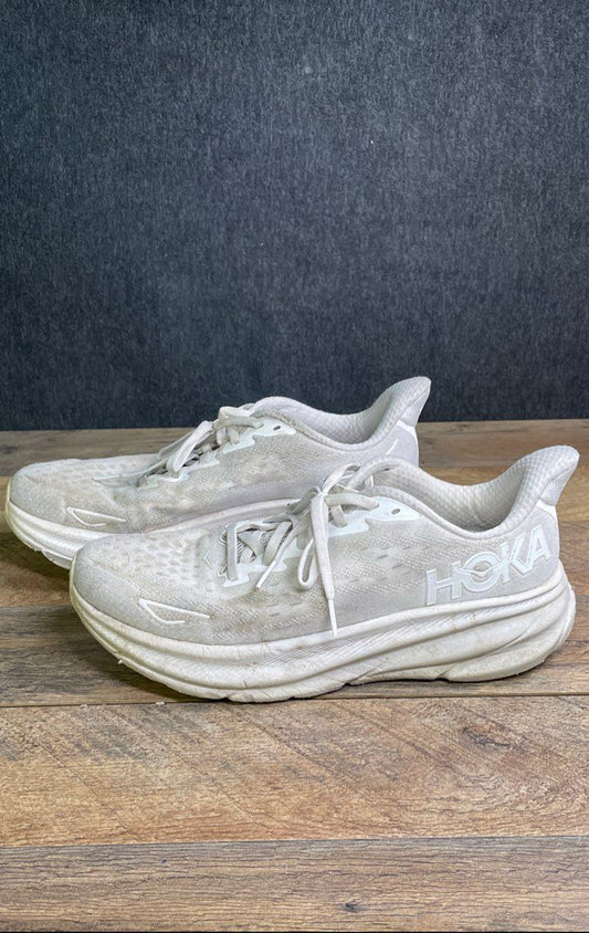 Hoka Clifton 9 White Running Shoes Women's Size 10B