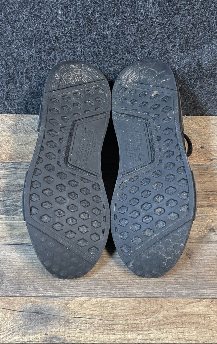 Adidas NMD R1 Triple Black Lifestyle Sneakers Men's Size 9.5